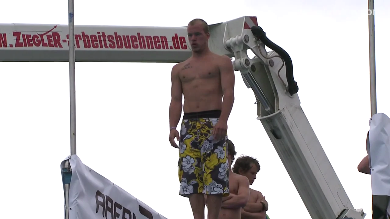 Christoph Weibel auf der Plattform vor den Sprüngen bei der WM 2010.