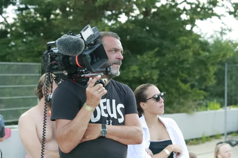 With the camera alongside · 27 July 2019