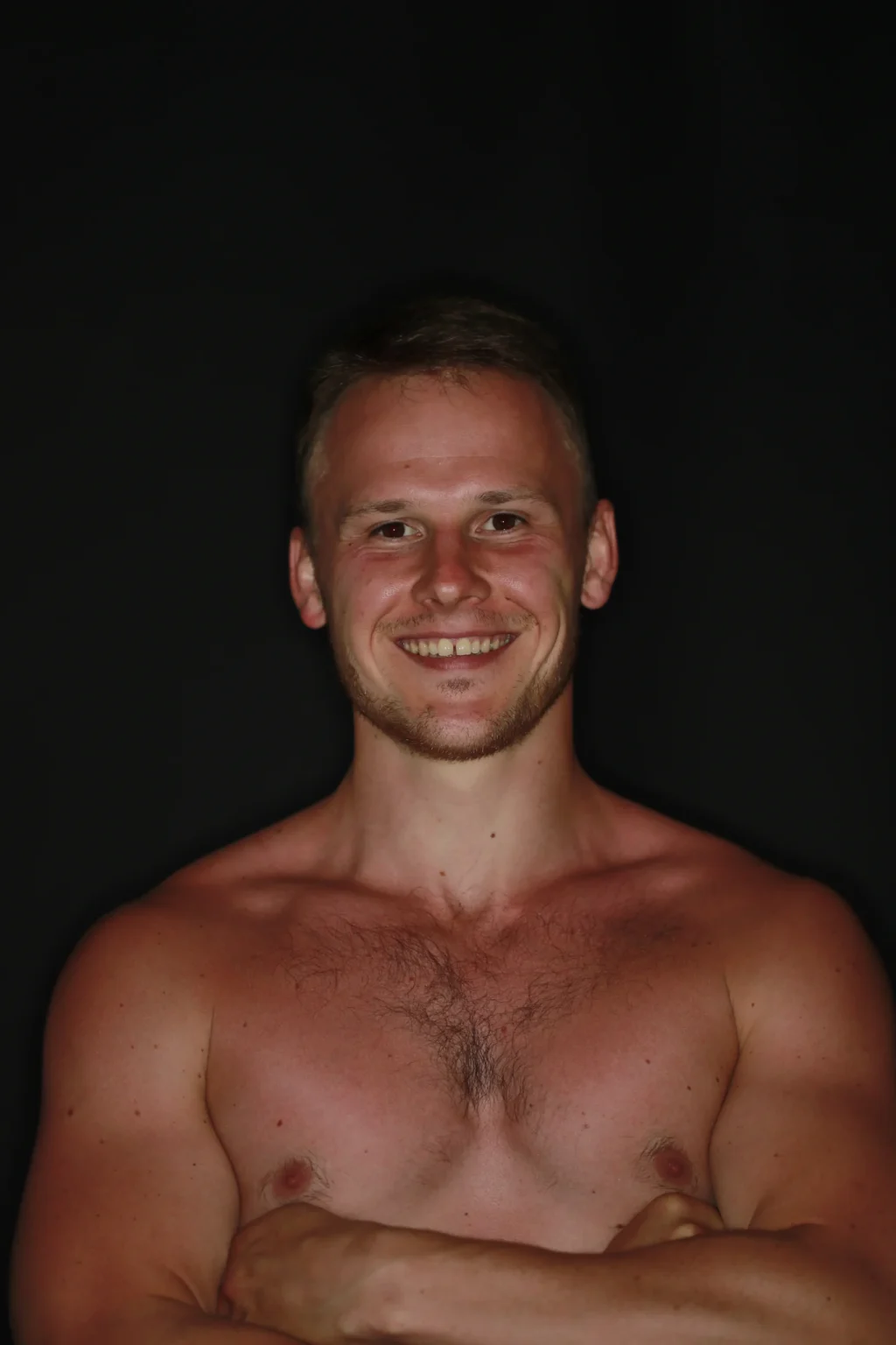 Portrait with folded arms · 27 July 2019